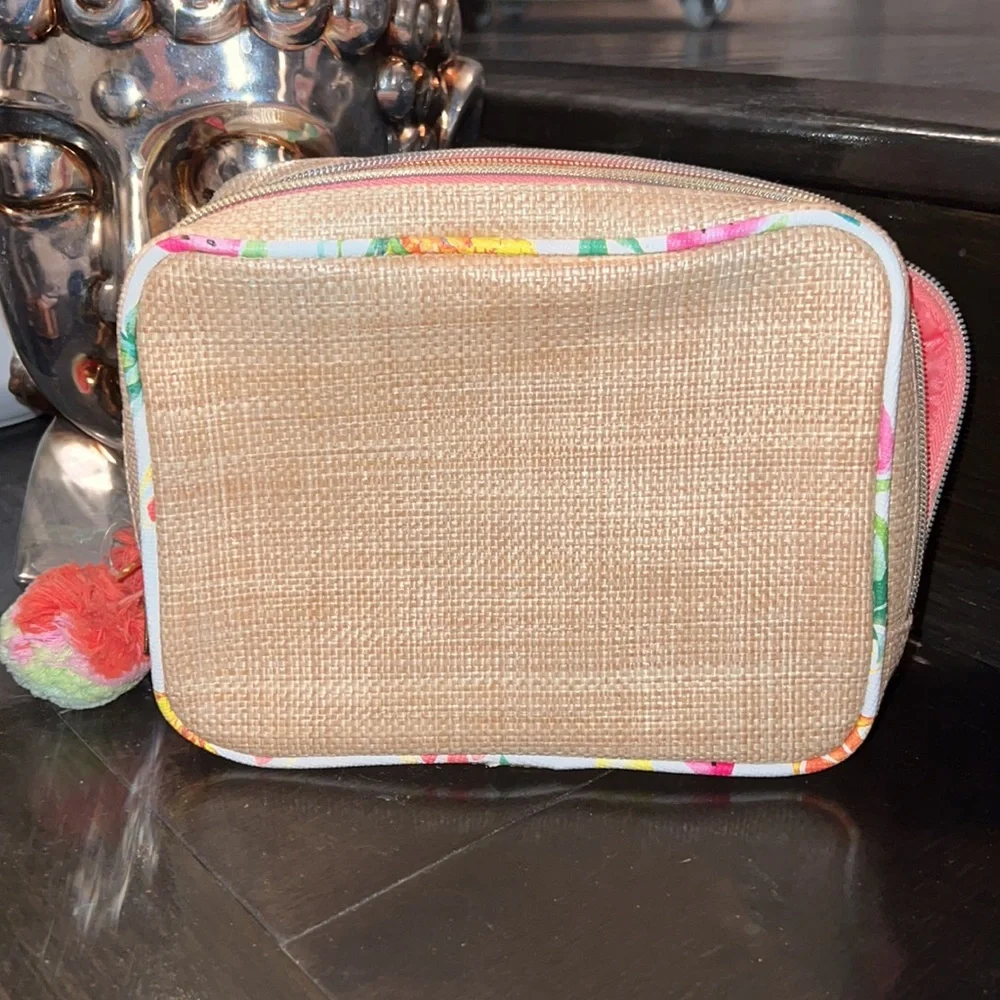 Cosmetics bag - Picture 6 of 6